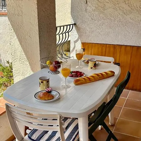 Family House * Cannes